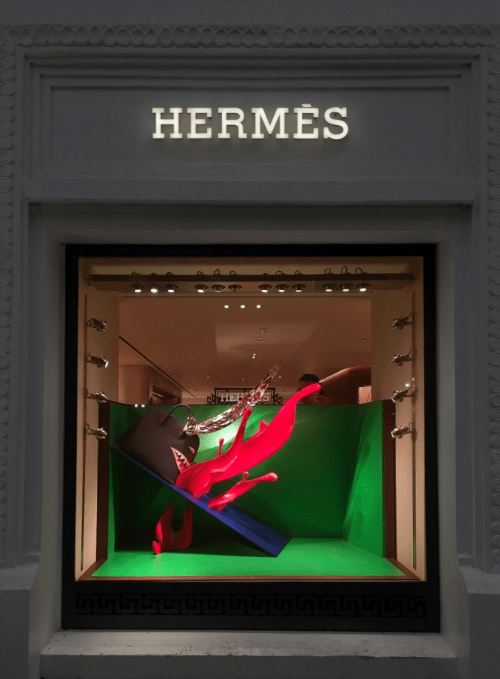 Hermès Và Nghệ Thuật 'Triển Lãm' Bên Những Ô Cửa Sổ 15