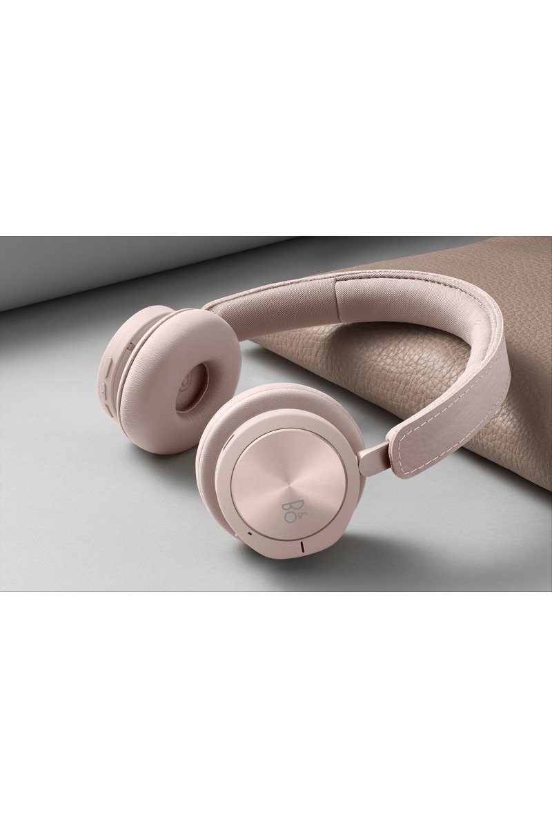 BeoPlay H8i Pink 3