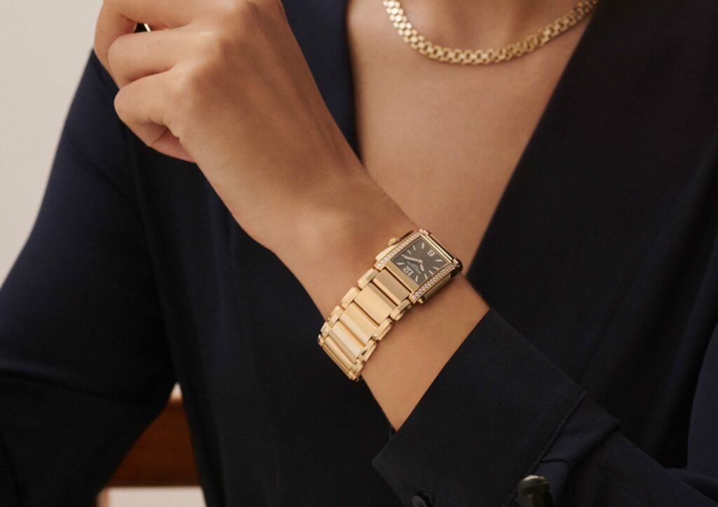 PATEK PHILIPPE TWENTY~4 - “NGHI LỄ CUỘC SỐNG” CỦA NHỮNG QUÝ CÔ ĐƯƠNG ĐẠI 8 PATEK PHILIPPE TWENTY~4 - “NGHI LỄ CUỘC SỐNG” CỦA NHỮNG QUÝ CÔ ĐƯƠNG ĐẠI 7