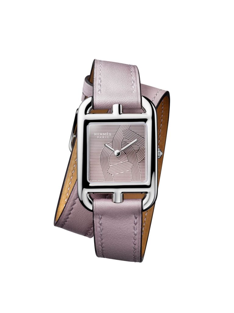 ĐỒNG HỒ HERMÈS CAPE COD: VINH DANH DI SẢN THƯƠNG HIỆU VỚI NGHỆ THUẬT SƠN MÀI 4 ĐỒNG HỒ HERMÈS CAPE COD: VINH DANH DI SẢN THƯƠNG HIỆU VỚI NGHỆ THUẬT SƠN MÀI 3
