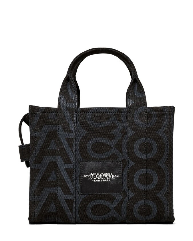 MARC JACOBS GIỚI THIỆU SỰ KIỆN TÔN VINH HOẠ TIẾT MONOGRAM TẠI TTTM SANLITUN TAIKOO LI, BẮC KINH 11