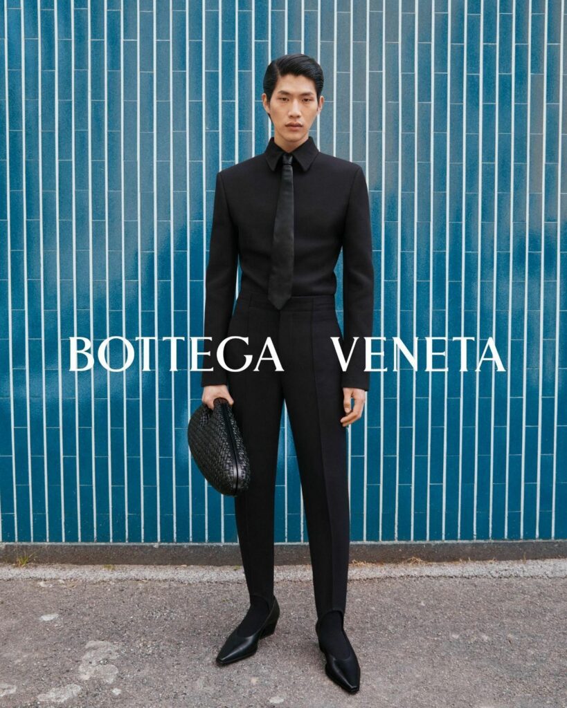 Bottega Veneta Mùa Đông 2023: Trong giản dị có cầu kỳ, trong kín đáo có phô trương 13