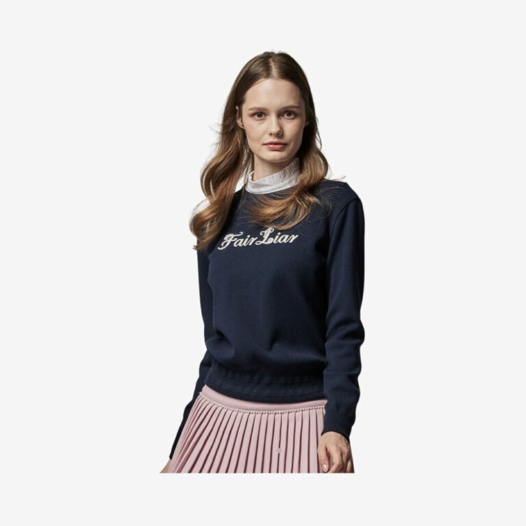 Round Neck Logo Pullover Knit