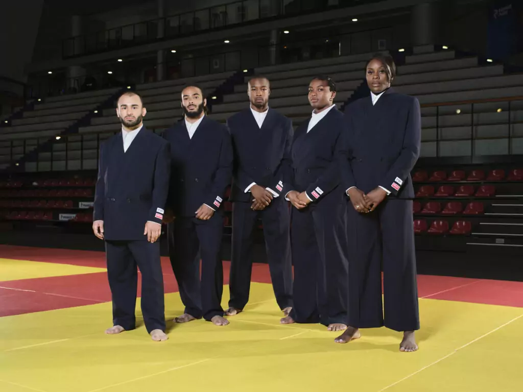 KENZO TỰ HÀO ĐƯỢC TÀI TRỢ CHO LIÊN ĐOÀN JUDO PHÁP TẠI PARIS 5