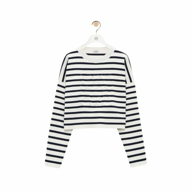 ÁO SWEATER HỌA TIẾT ANAGRAM