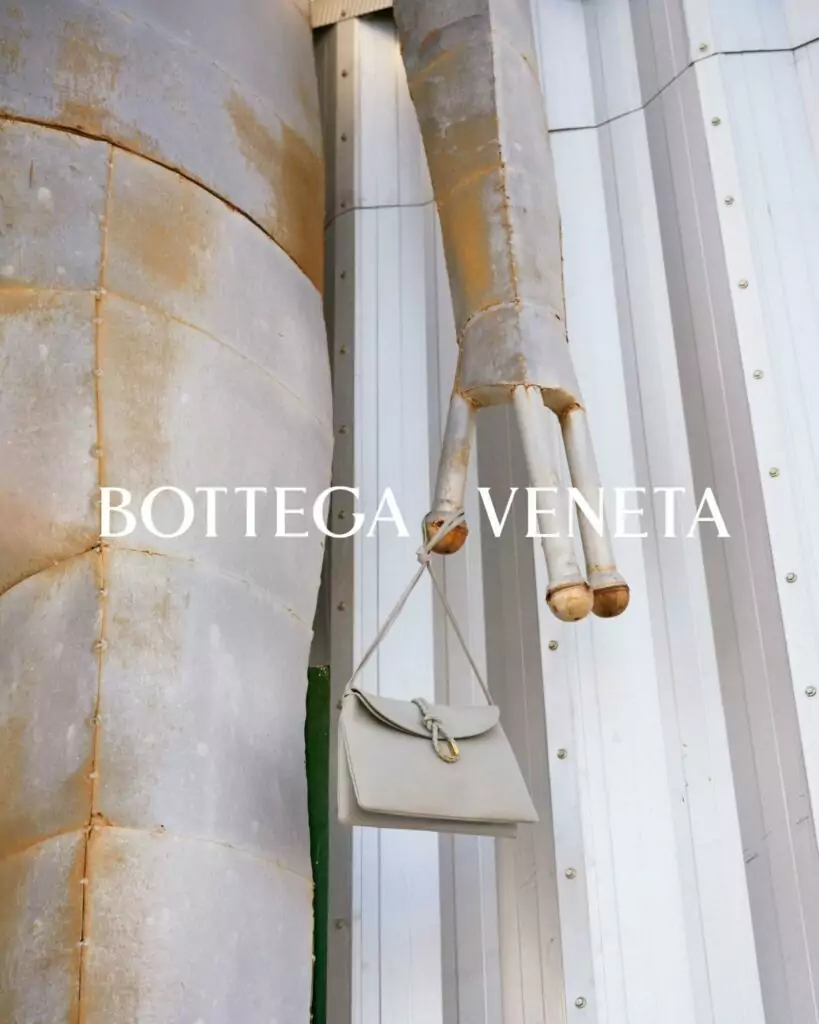 BOTTEGA VENETA LIBERTA: CHIẾC ‘IT BAG’ CỦA THU - ĐÔNG 2024 15