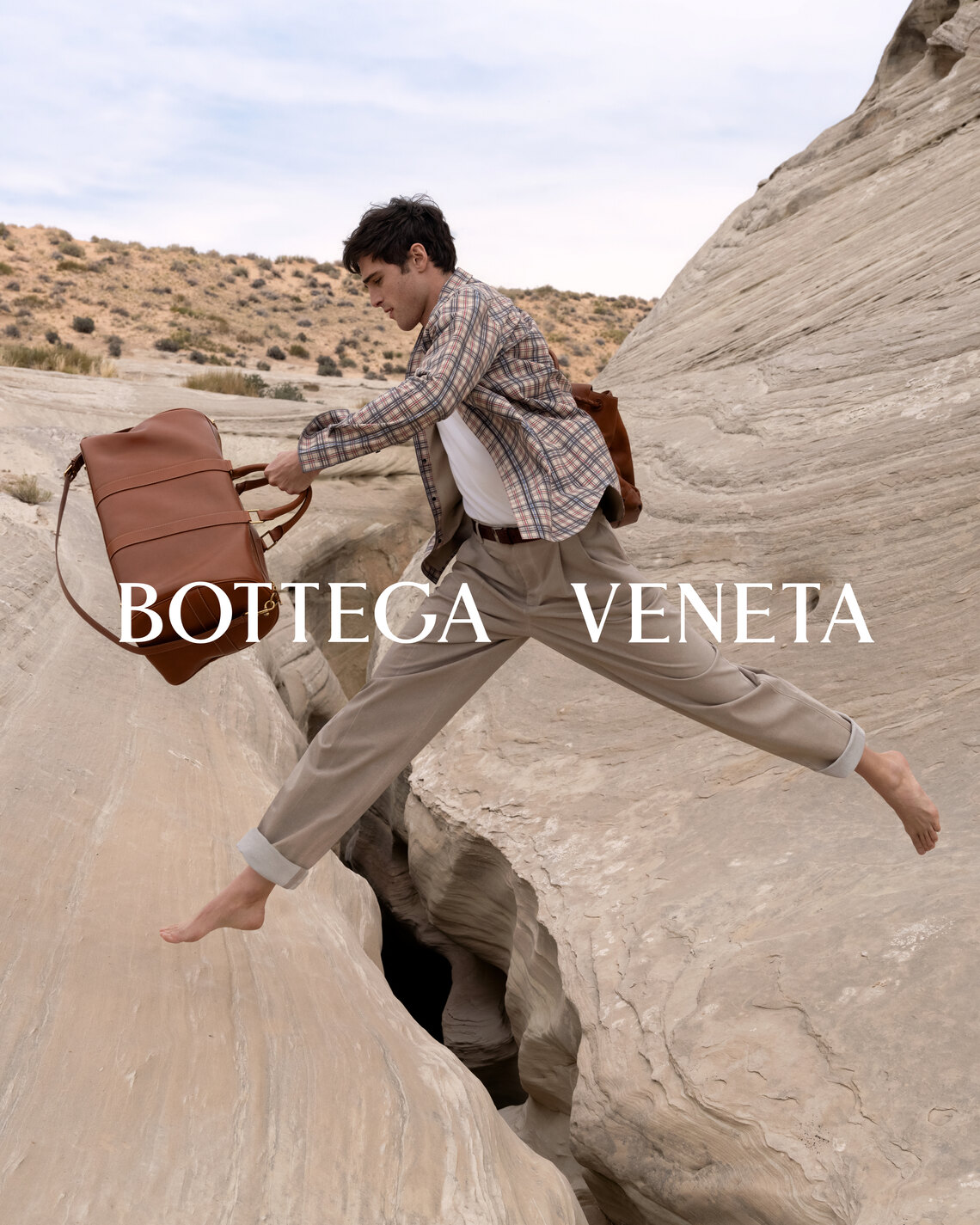 BOTTEGA VENETA RA MẮT CHIẾN DỊCH MỚI VỚI SỰ THAM GIA CỦA JACOB ELORDI 3