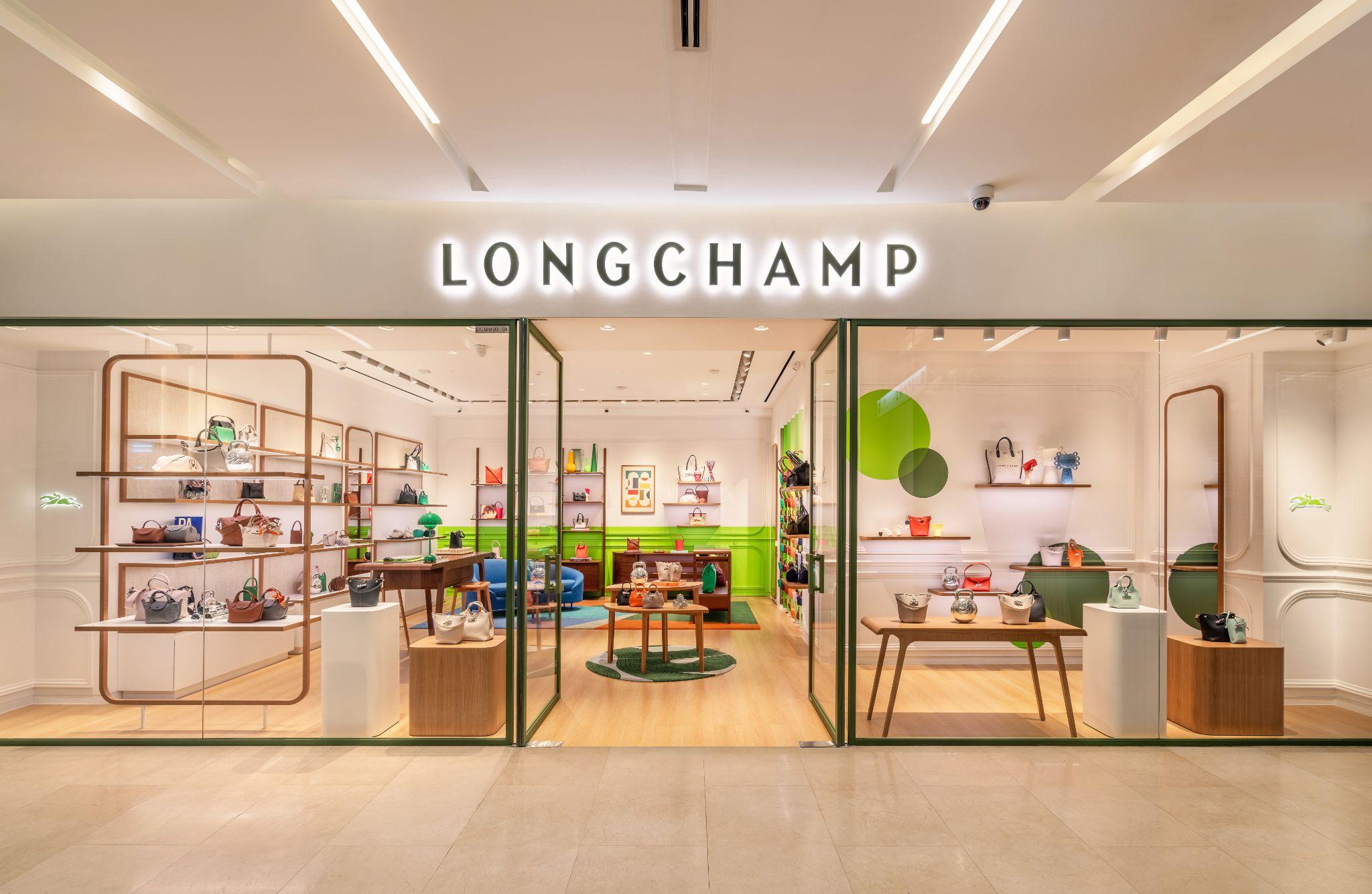 “SHOPPING TẠI NHÀ BẠN THÂN’: LONGCHAMP KHAI TRƯƠNG “CĂN HỘ PARIS” TẠI SAIGON CENTRE 1