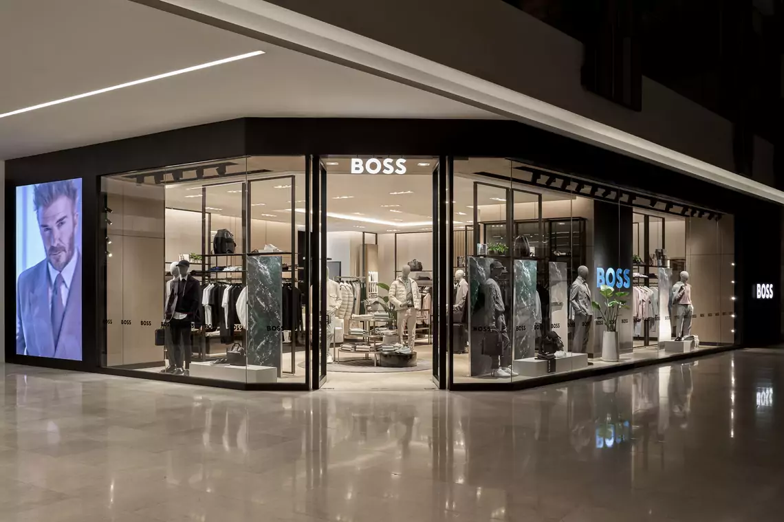 BOSS KHAI TRƯƠNG CỬA HÀNG MỚI TẠI TTTM SAIGON CENTRE, GIỚI THIỆU BST HỢP TÁC CÙNG BECKHAM 1