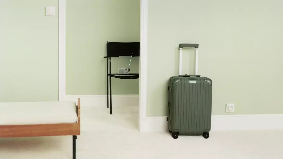 RIMOWA RA MẮT SẮC OLIVE TRƯỜNG TỒN CHO DÒNG SẢN PHẨM DISTINCT VÀ ORIGINAL TWIST 3