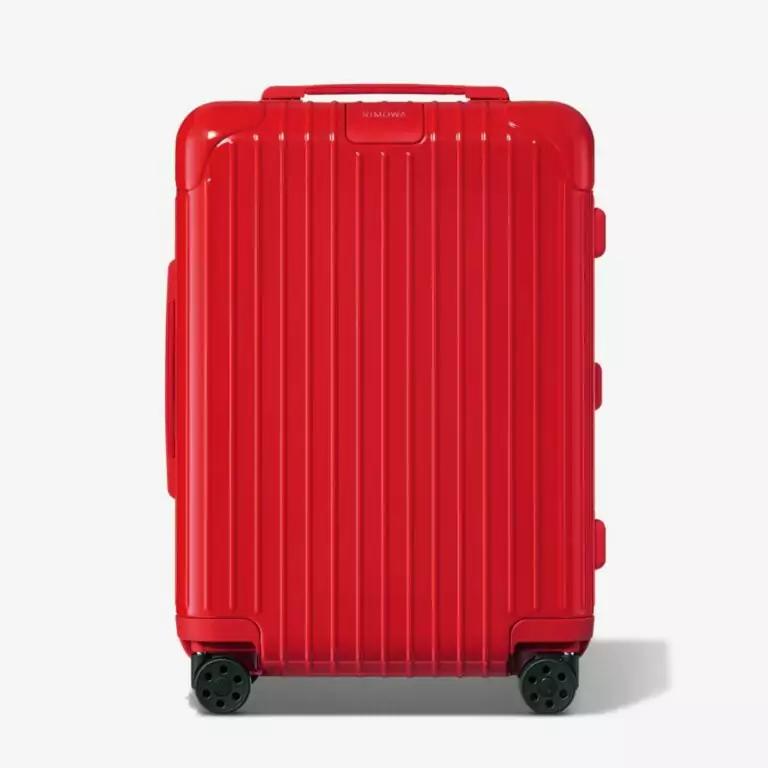 ESSENTIAL CABIN RED