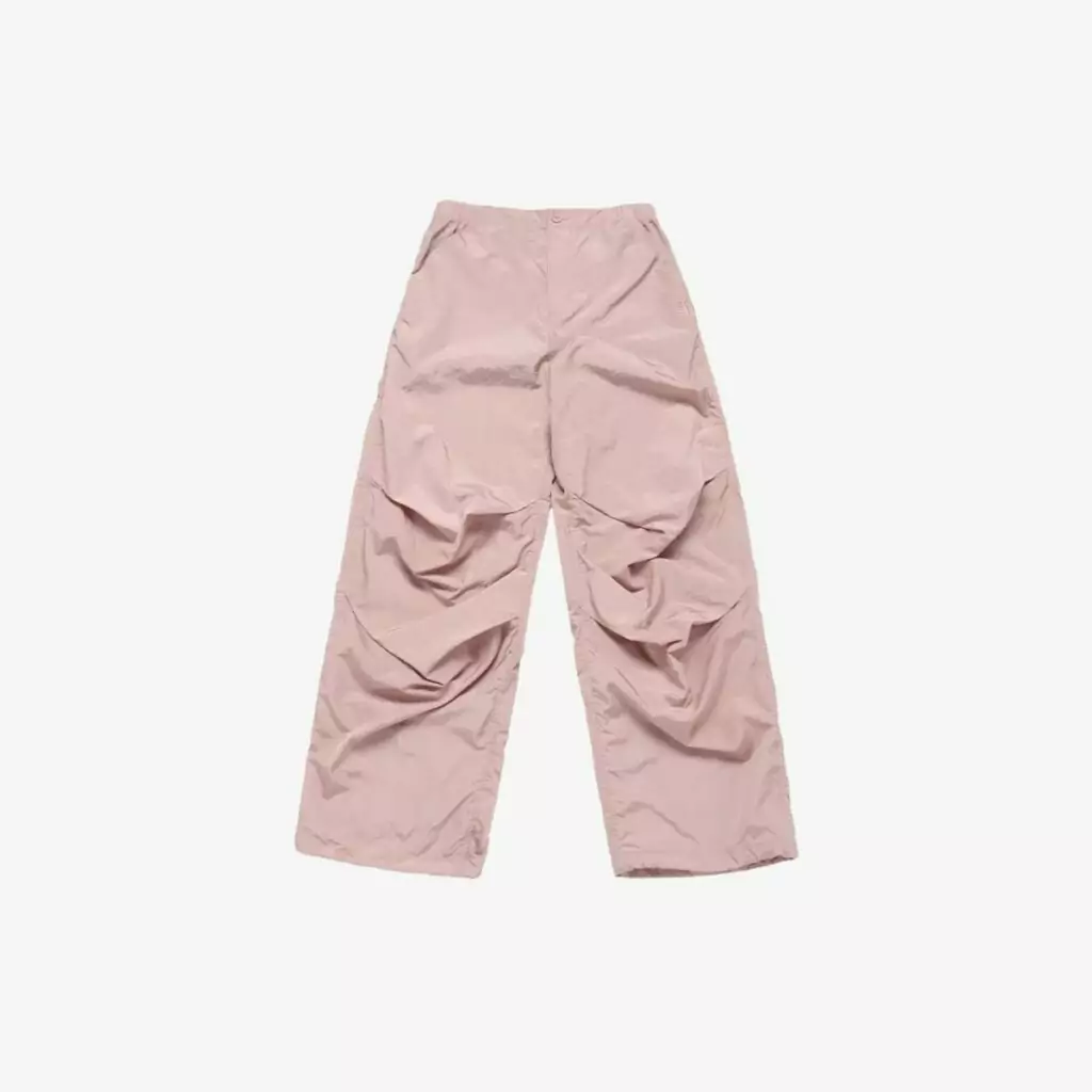 HOLIDAY LINEUP: Sẵn sàng cho kỳ nghỉ lễ 6 Quần Nữ Nylon Parachute
