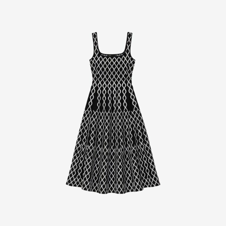 Đầm dài dệt kim Jacquard cổ vuông