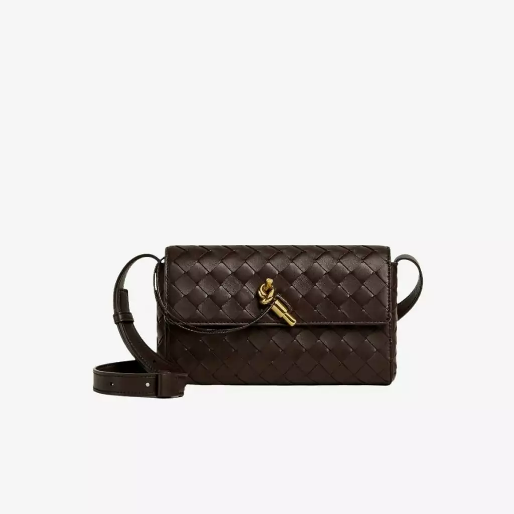 Ngày của Mẹ | Gợi ý quà tặng từ Tam Sơn 17 Túi Mini Andiamo Crossbody Bag Fondant