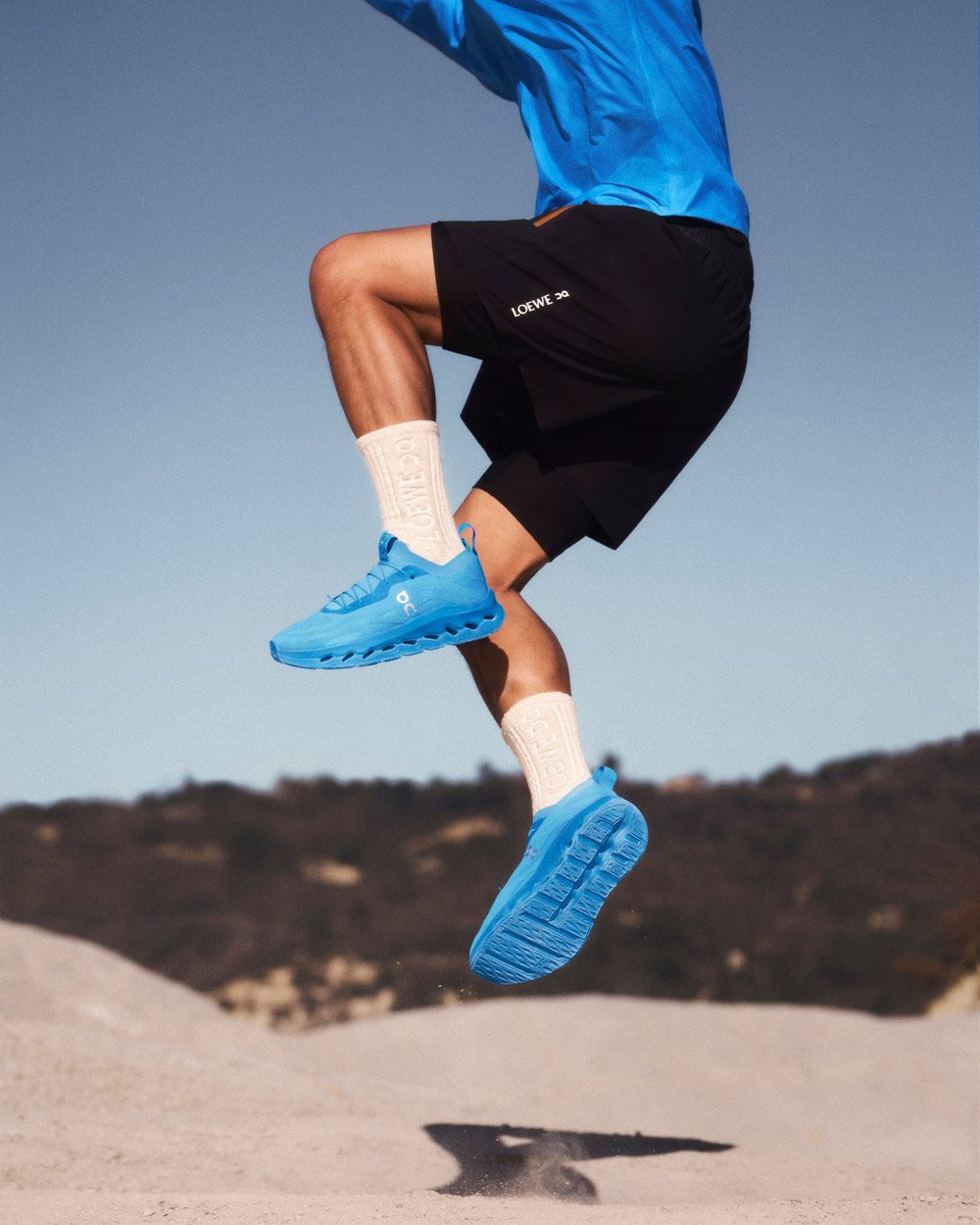 LOEWE - ON Sneaker Edition 7 13 LOEWE - ON Sneaker Edition 7 12