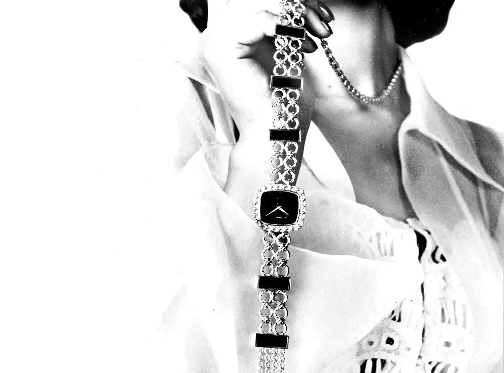 Đồng hồ hình thang của Piaget “tạo sóng” tại Thuỵ Sĩ 6 Đồng hồ hình thang của Piaget “tạo sóng” tại Thuỵ Sĩ 5
