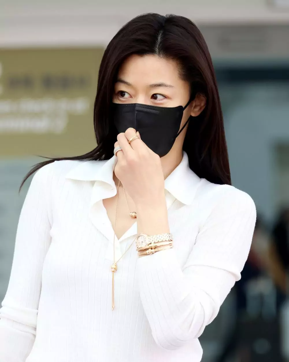 Đồng hồ hình thang của Piaget “tạo sóng” tại Thuỵ Sĩ 2 Đồng hồ hình thang của Piaget “tạo sóng” tại Thuỵ Sĩ 1