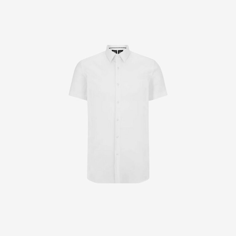 Áo sơ mi dáng ôm slim fit với cổ kent