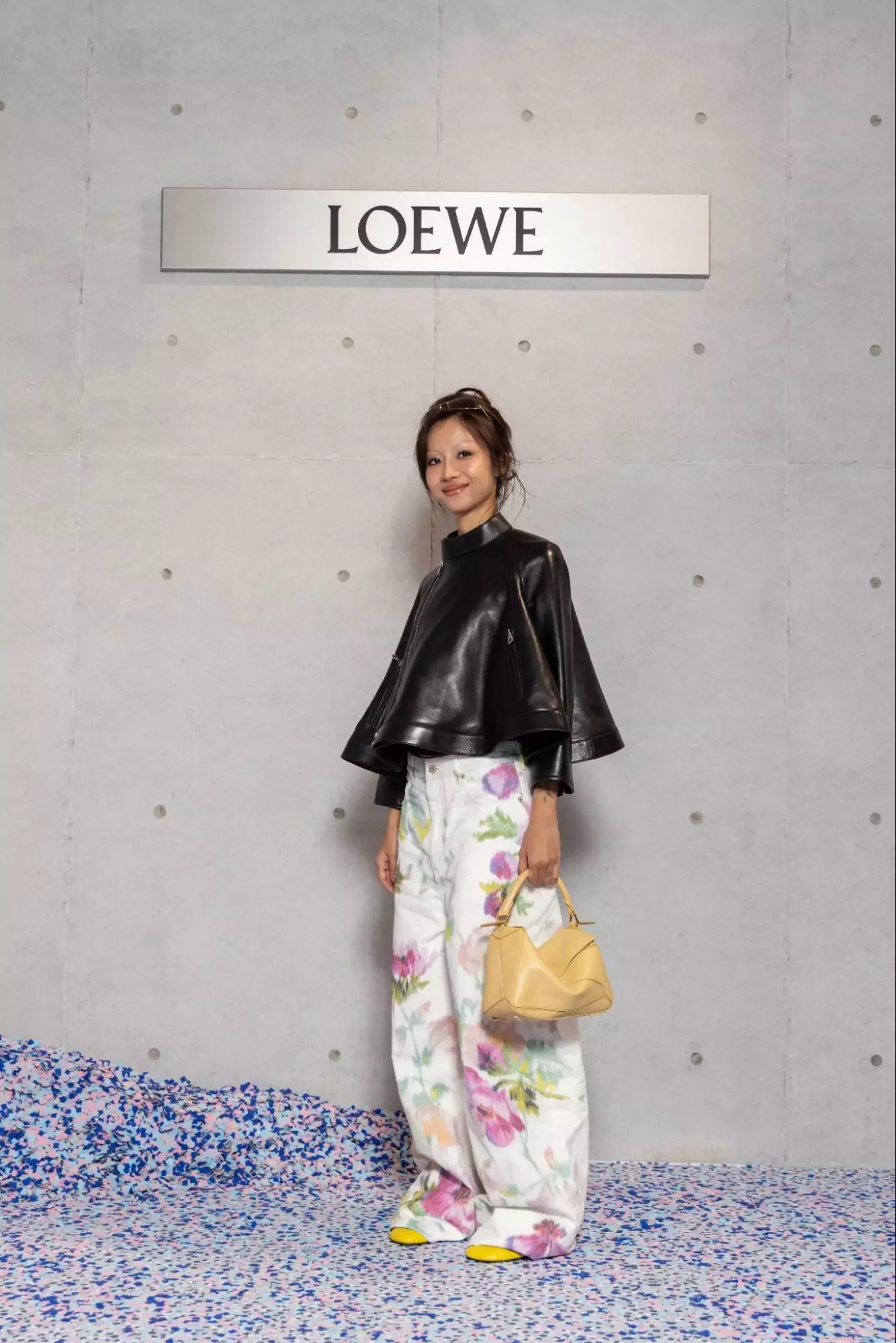LOEWE: MẪU TÚI PUZZLE KỶ NIỆM CHẶNG ĐƯỜNG THẬP KỶ VỚI CHUỖI HOẠT ĐỘNG TOÀN CẦU 33 LOEWE: MẪU TÚI PUZZLE KỶ NIỆM CHẶNG ĐƯỜNG THẬP KỶ VỚI CHUỖI HOẠT ĐỘNG TOÀN CẦU 32