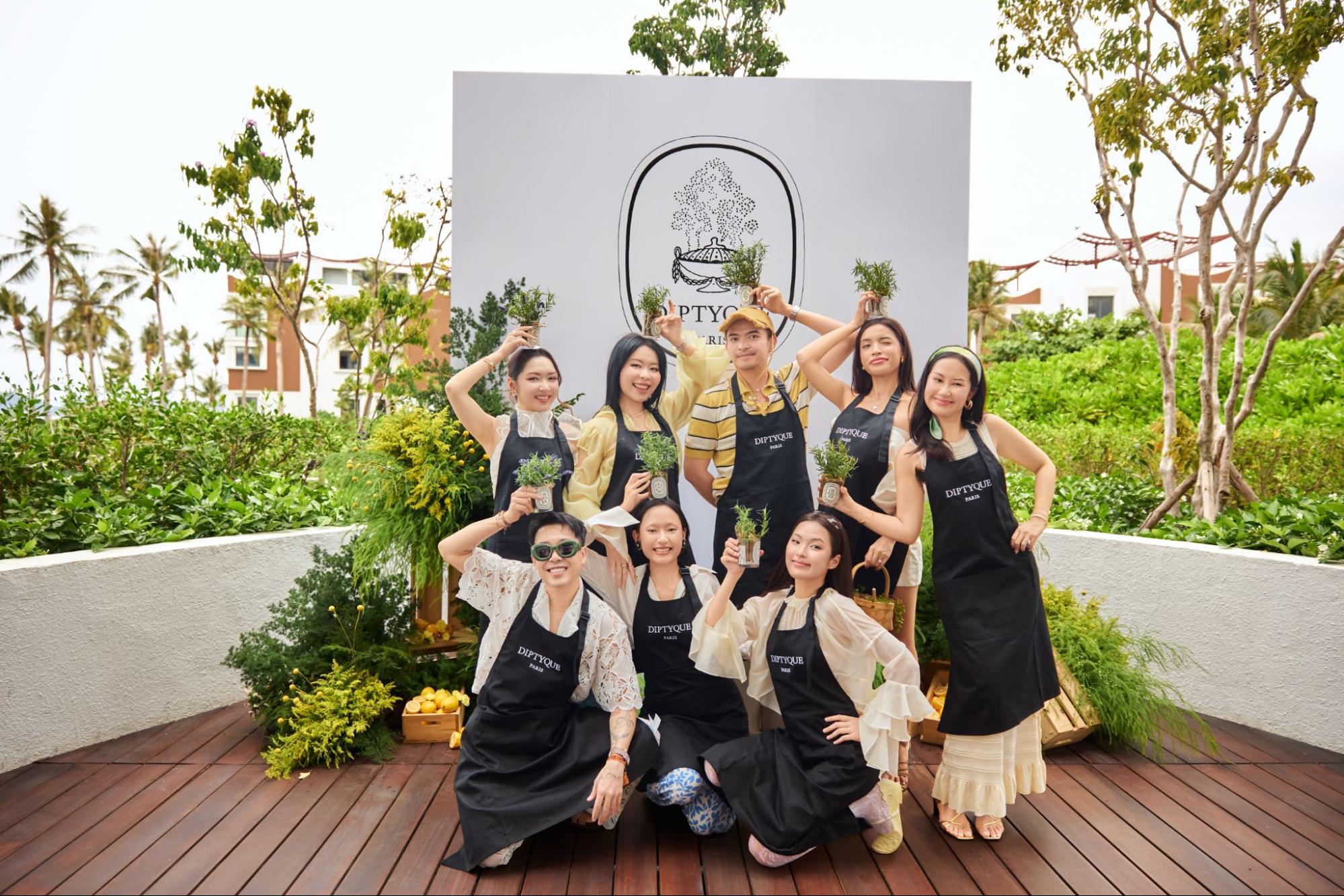 CÙNG DIPTYQUE VÀ DÀN KOL ĐẶT CHÂN TỚI “KHU VƯỜN MÙA HÈ” 8 CÙNG DIPTYQUE VÀ DÀN KOL ĐẶT CHÂN TỚI “KHU VƯỜN MÙA HÈ” 7