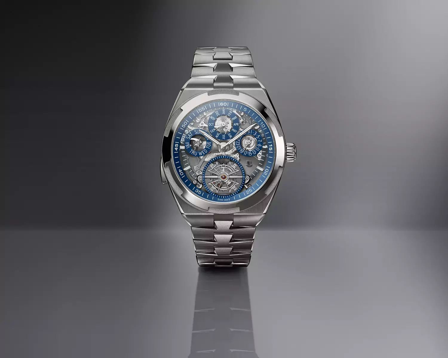 “Soái hạm Overseas”: Vacheron Constantin ra mắt đồng hồ thể thao điểm chuông 2 “Soái hạm Overseas”: Vacheron Constantin ra mắt đồng hồ thể thao điểm chuông 1