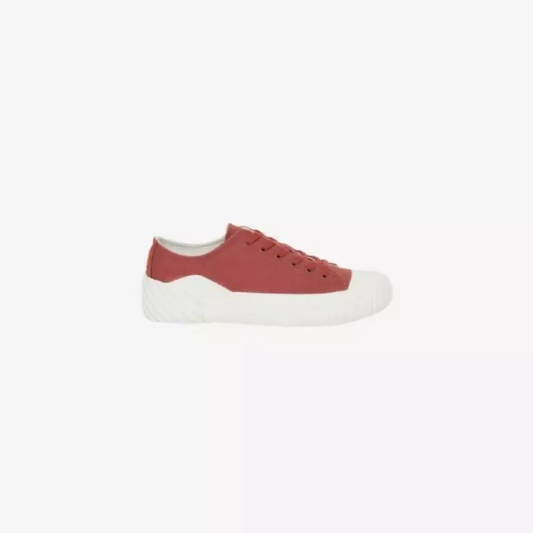 Giày sneakers canva