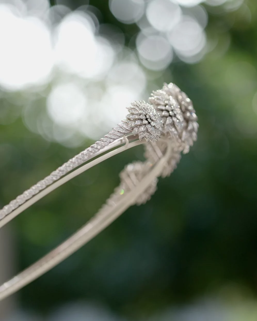 Jewels by Nature: “Cành vàng, lá ngọc” của Chaumet  23
