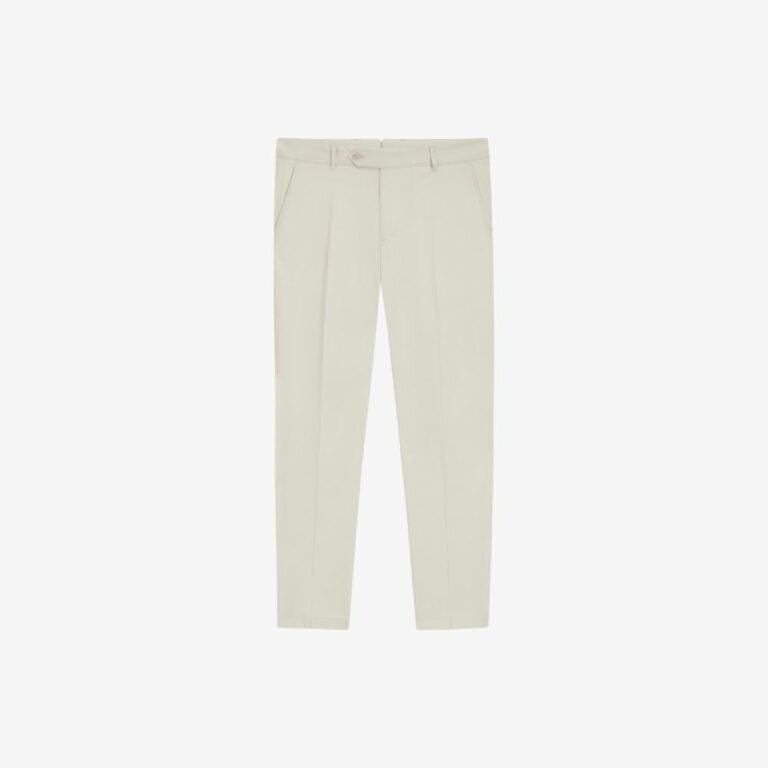 Quần dáng tapered-fit vải co giãn