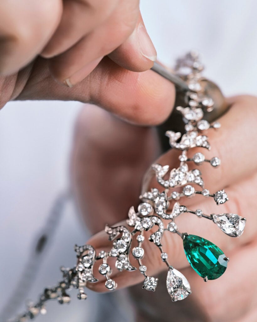 Ba kỹ xảo kim hoàn biểu tượng của Chaumet – “phù thuỷ phục chế” cho bảo tàng Louvre 5