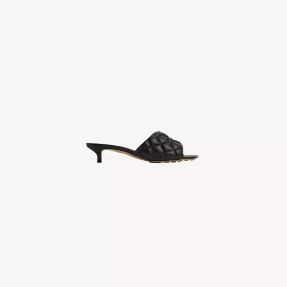 Gợi ý quà tặng dành riêng cho nàng dịp 20/10 52 Giày Padded Mule