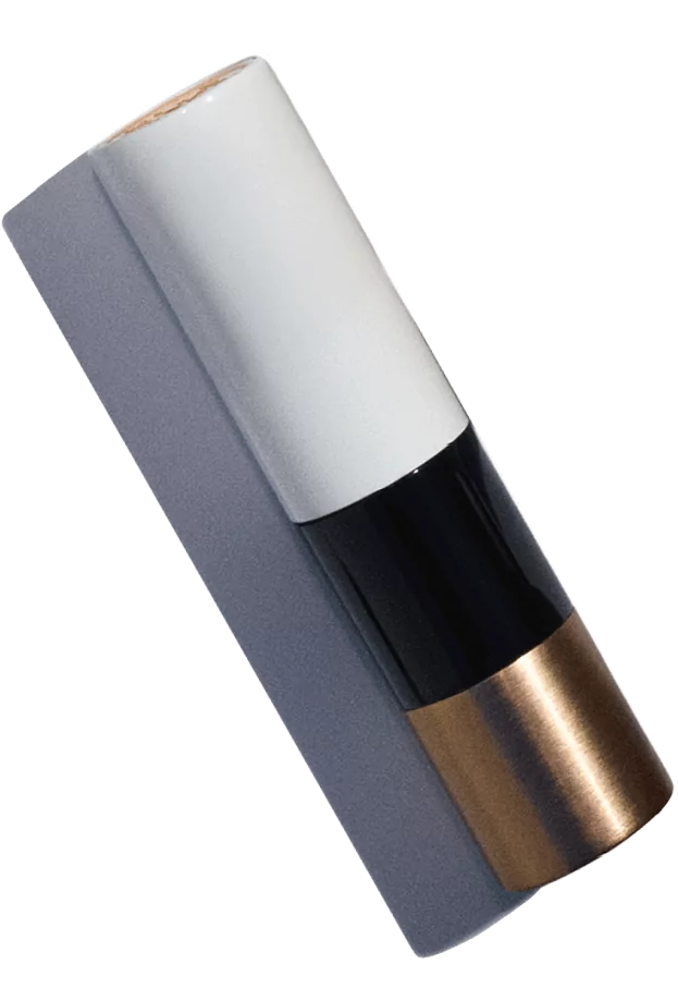 Sắc đỏ Rouge Emblème 5