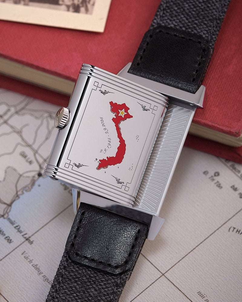 Jaeger-LeCoultre tri ân Việt Nam với hai đồng hồ Reverso đặc biệt 11