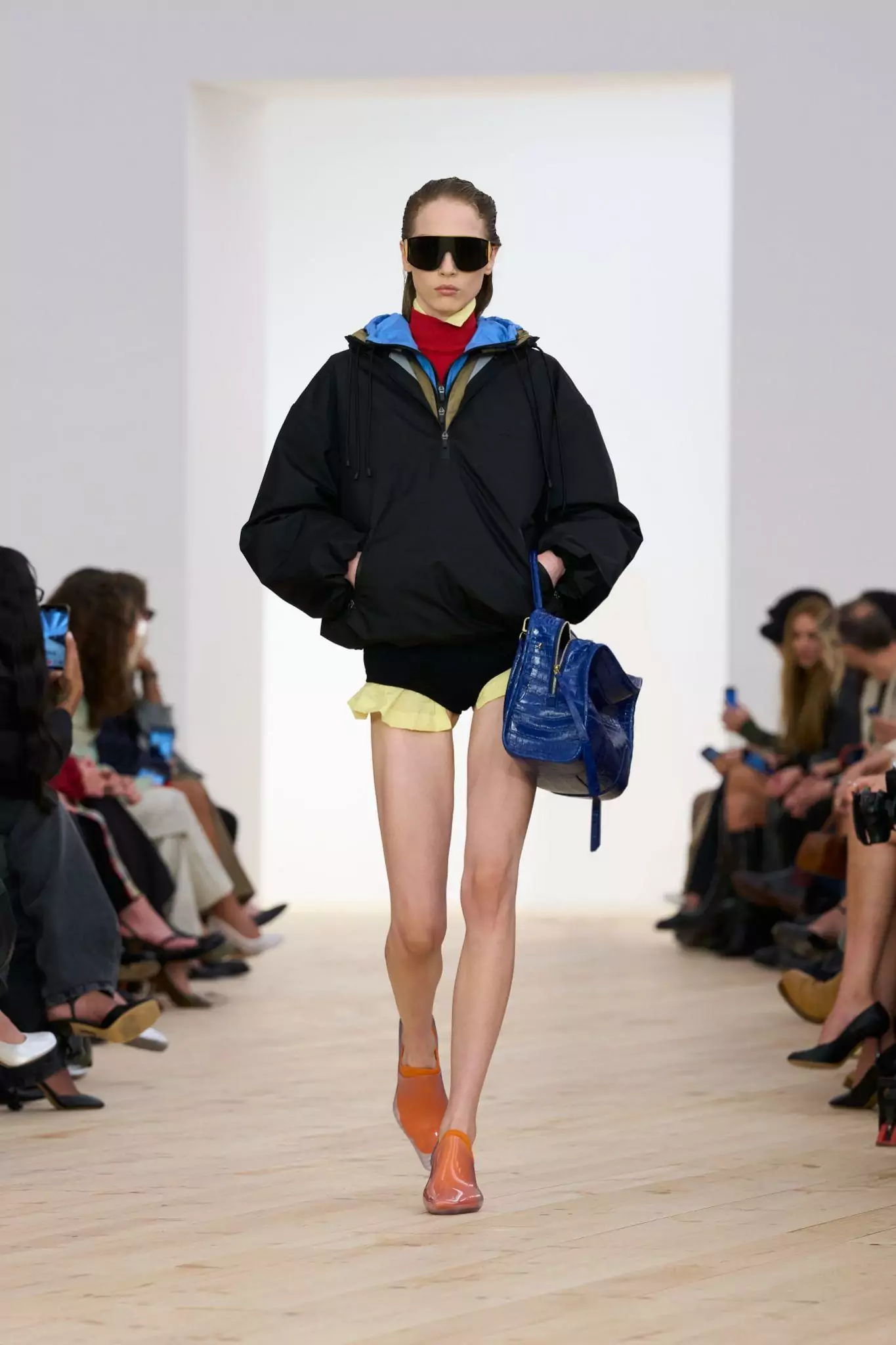 LOEWE Xuân Hè 2026: KỶ NGUYÊN MỚI CỦA LOEWE 9