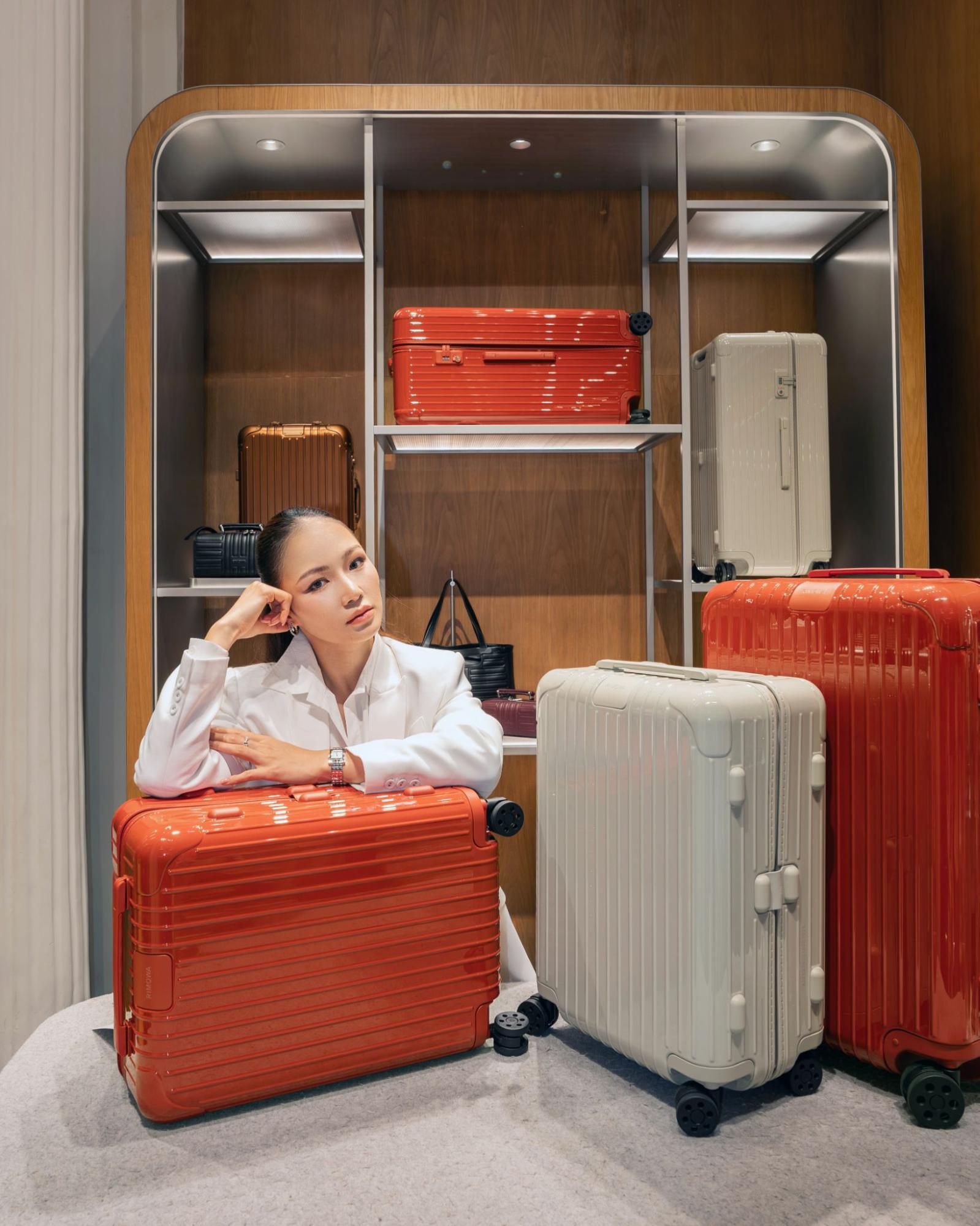 “TERRACOTTA & CLAY” — RIMOWA TRÌNH LÀNG BỘ SƯU TẬP CHO MÙA LỄ HỘI ĐA SẮC 23