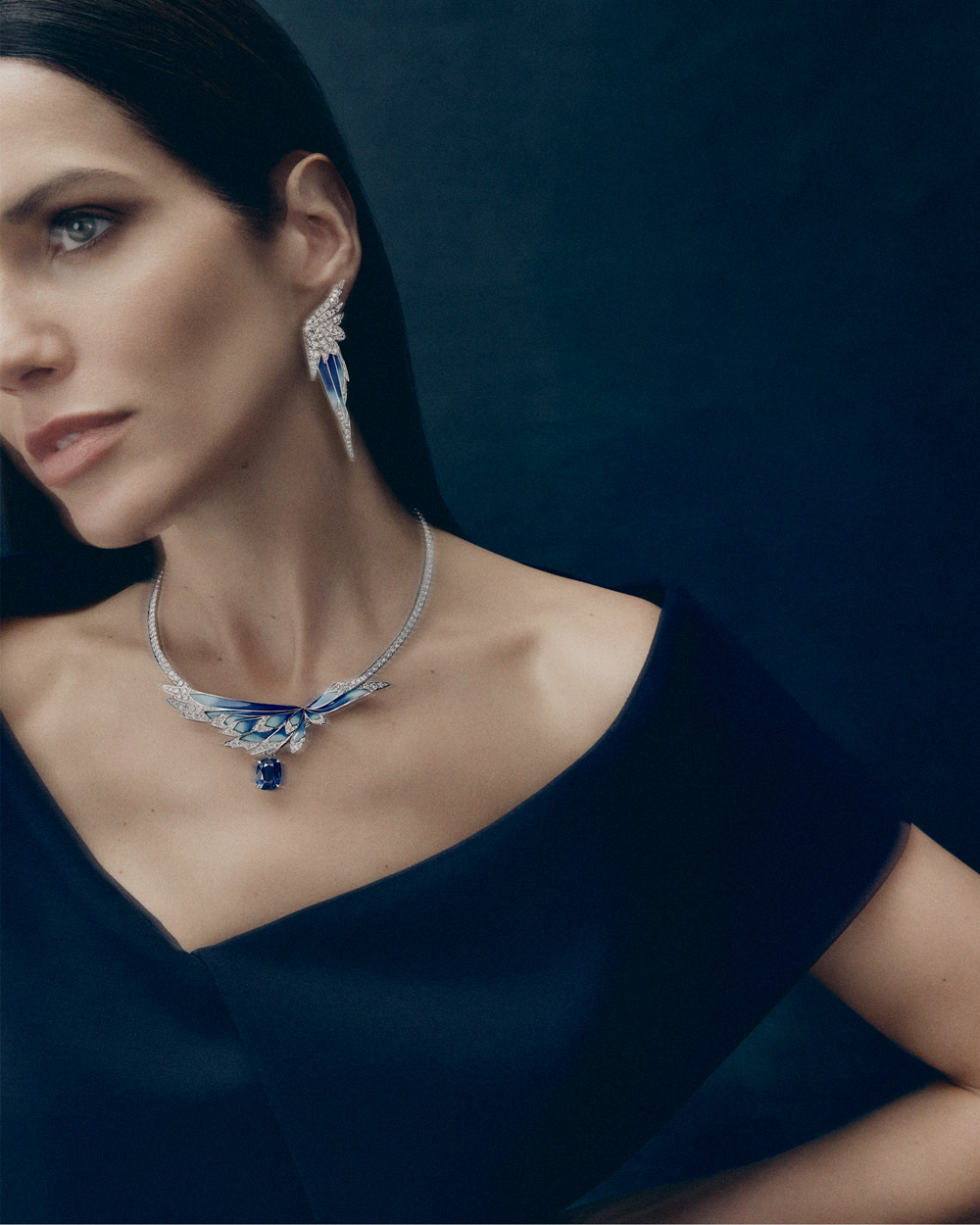 CHAUMET “ENVOL”: ĐÔI CÁNH NGỌC GIỮA BẦU TRỜI XANH 7