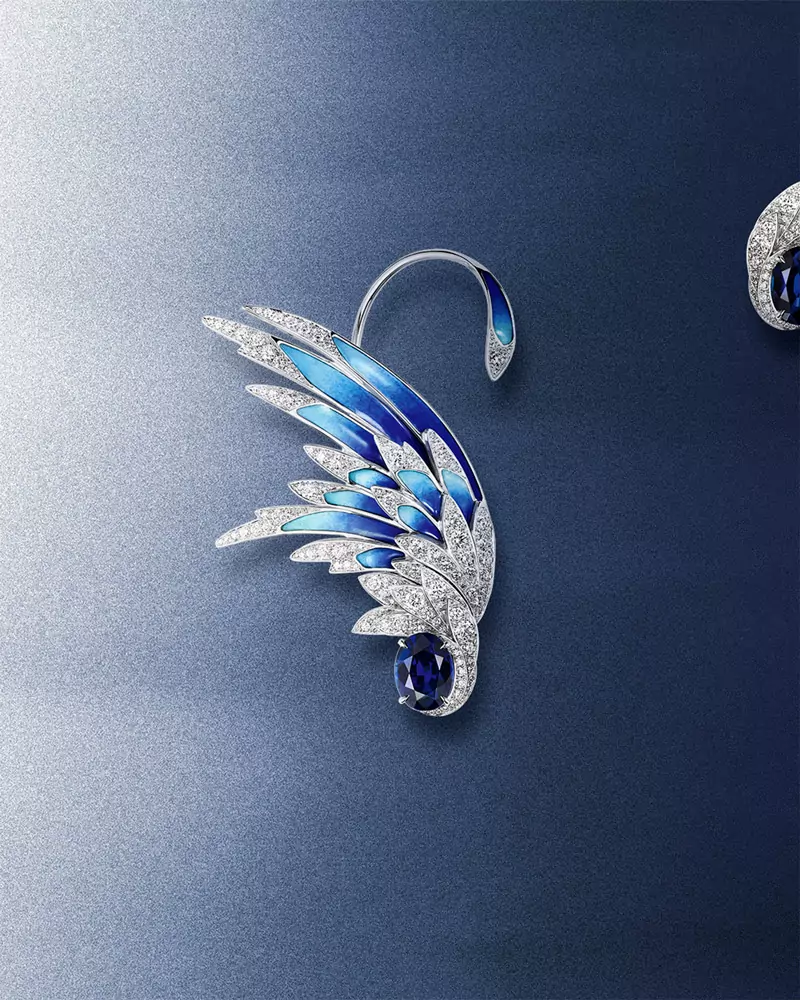 CHAUMET “ENVOL”: ĐÔI CÁNH NGỌC GIỮA BẦU TRỜI XANH 13