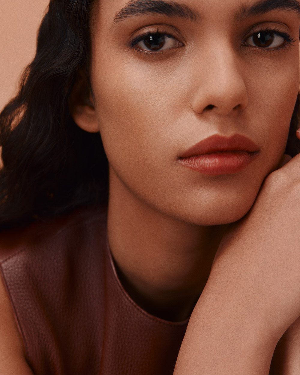 KEM NỀN DƯỠNG DA TẠO HIỆU ỨNG MỊN, LÌ MỘT CỬ CHỈ LÀM ĐẸP MỚI TỪ HERMÈS 28