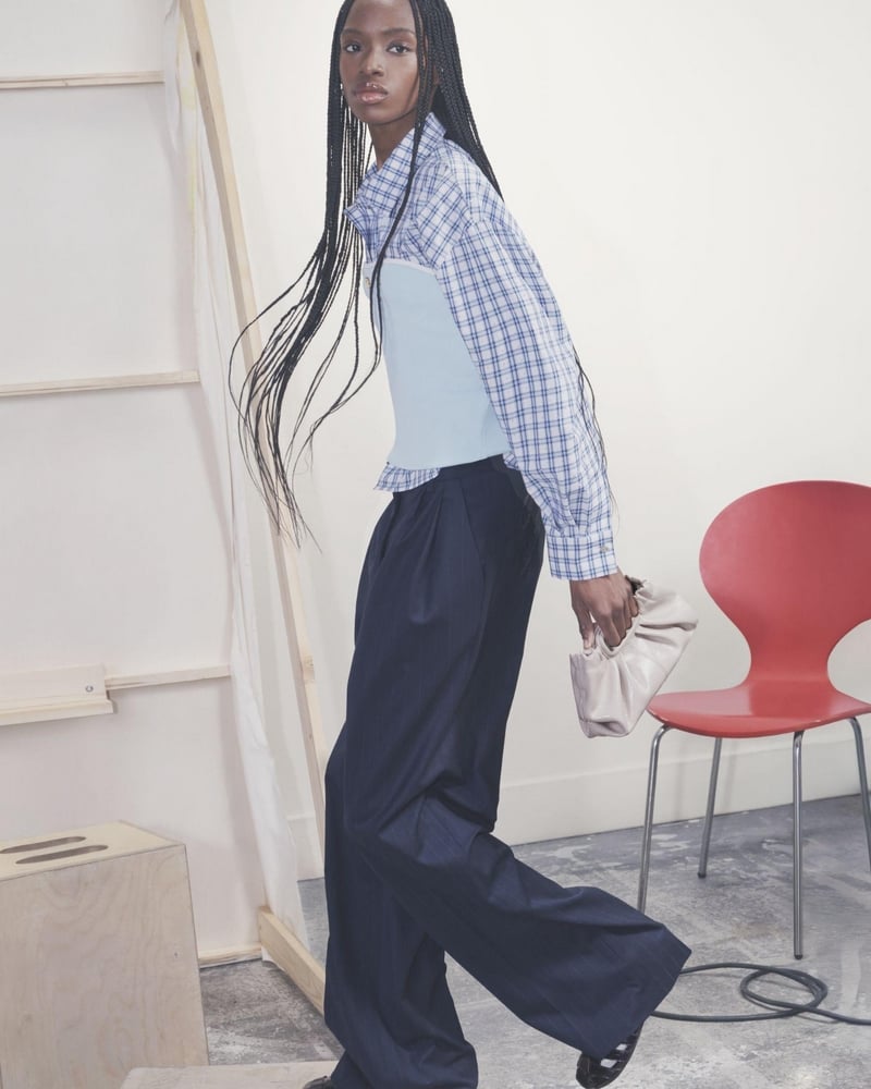 MAJE XUÂN HÈ 2026: HẬU TRƯỜNG PHONG CÁCH CỦA CÁC QUÝ CÔ PARIS 9