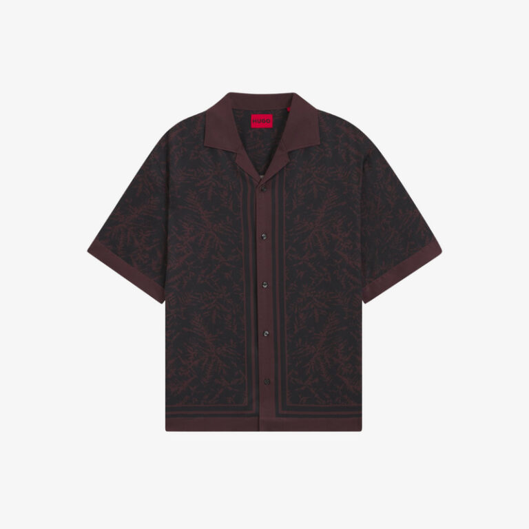 Áo sơ mi dáng oversized in hoạ tiết lá cọ