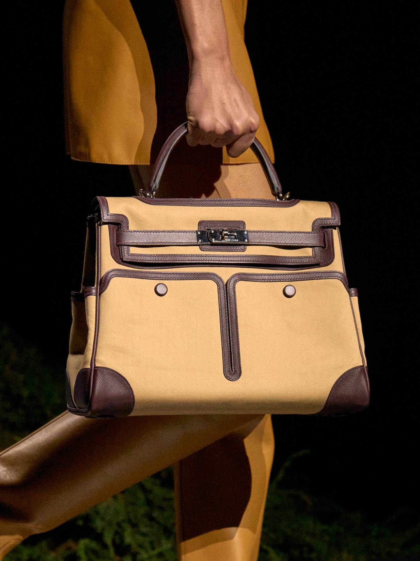 HERMÈS THU-ĐÔNG 2026: DUYÊN DÁNG TRANH TỐI, TRANH SÁNG 21