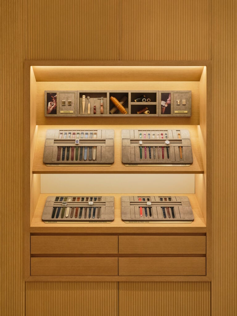 Boutique Jaeger-LeCoultre tại Hà Nội: ngọn gió mới từ “thung lũng đồng hồ" 17