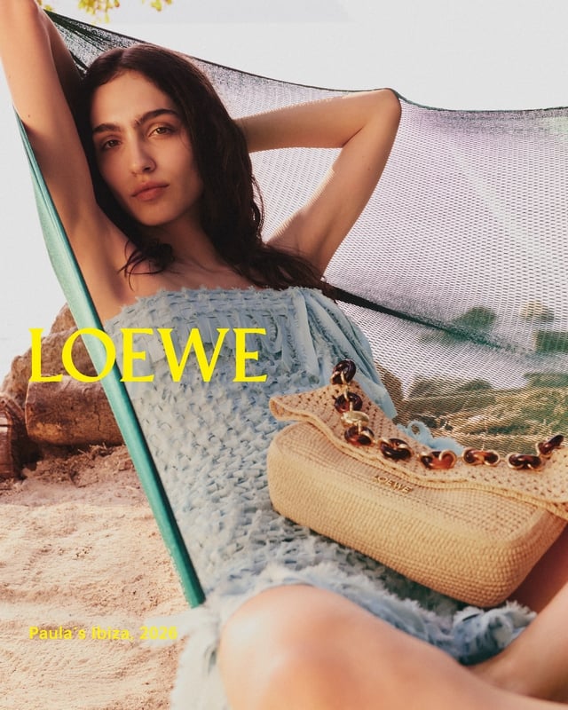 LOEWE MỜI BẠN VÀO HẠ CÙNG PAULA'S IBIZA 2026 9