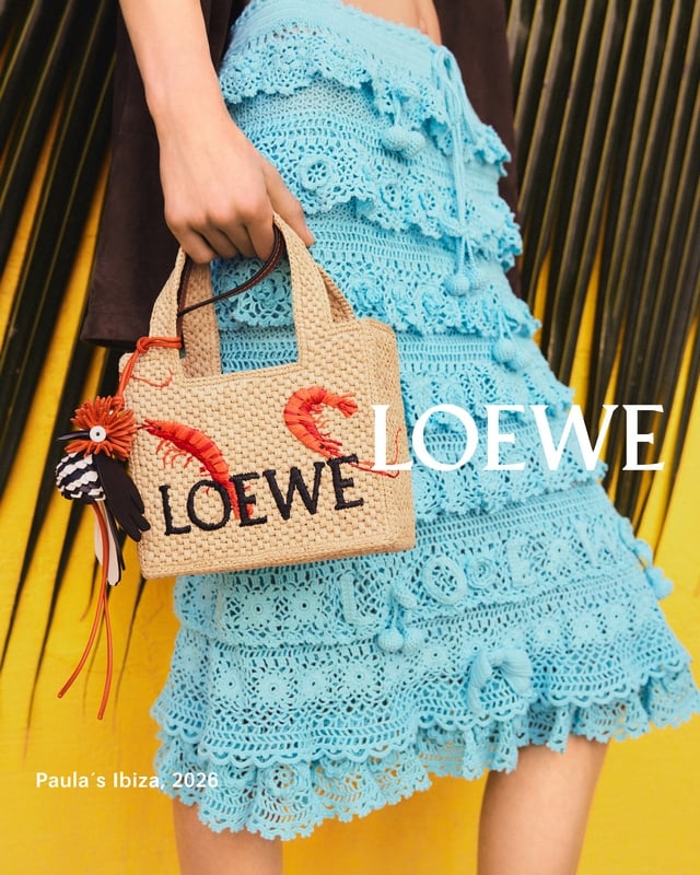 LOEWE MỜI BẠN VÀO HẠ CÙNG PAULA'S IBIZA 2026 11