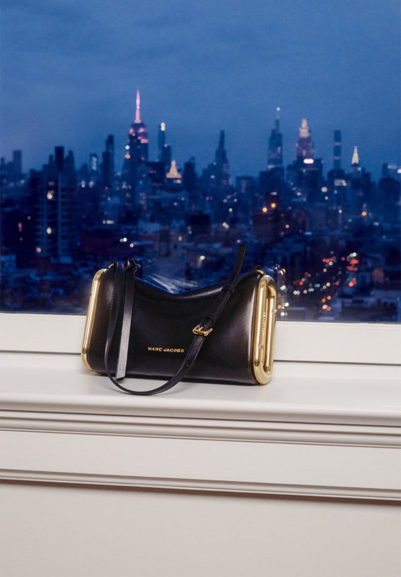 MARC JACOBS THE SCENE: CHIẾC TÚI CỦA “NHÂN VẬT CHÍNH” 7