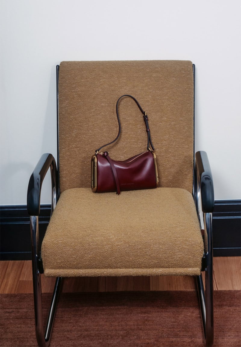 MARC JACOBS THE SCENE: CHIẾC TÚI CỦA “NHÂN VẬT CHÍNH” 9