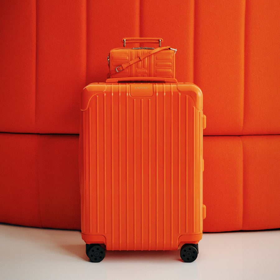 RIMOWA GIỚI THIỆU SẮC ORANGE (CAM) VÀ MAGENTA (TÍM) CHO CÁC DÒNG SẢN PHẨM ESSENTIAL & GROOVE 9