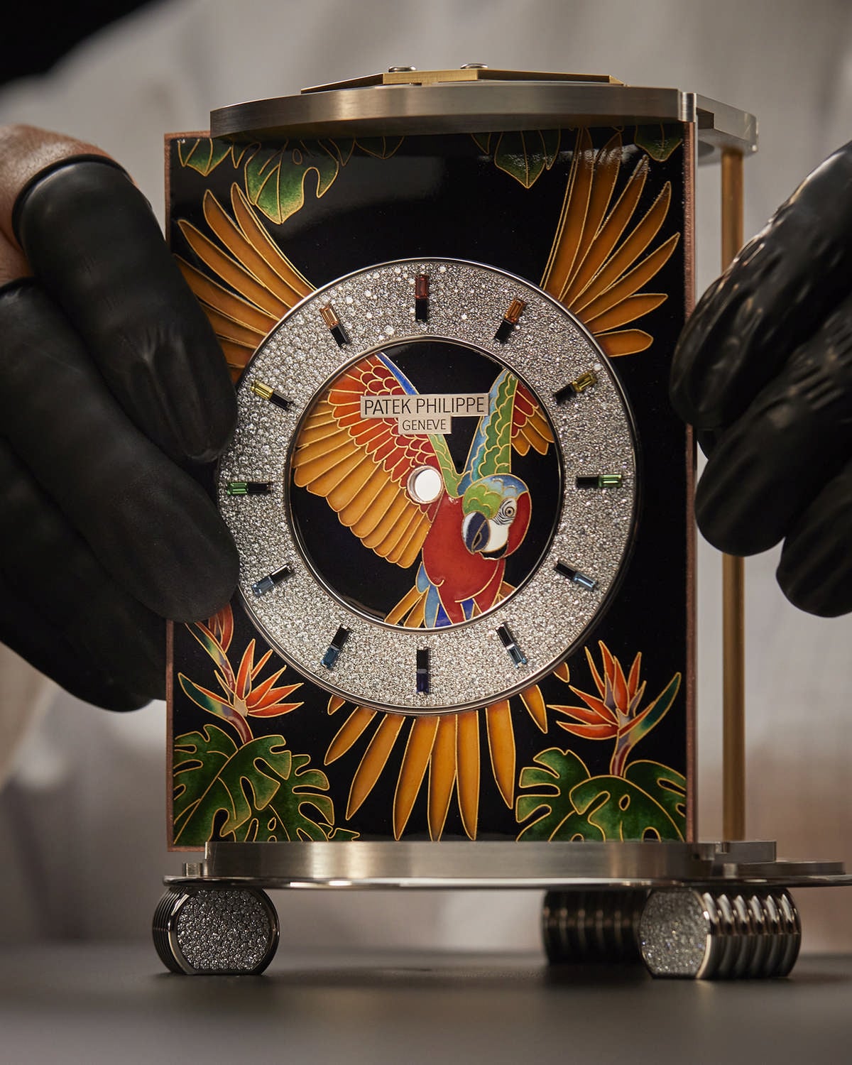 PATEK PHILIPPE RARE HANDCRAFTS 2026: “PHÒNG TRANH” TRÊN PHỐ CHÍNH 11