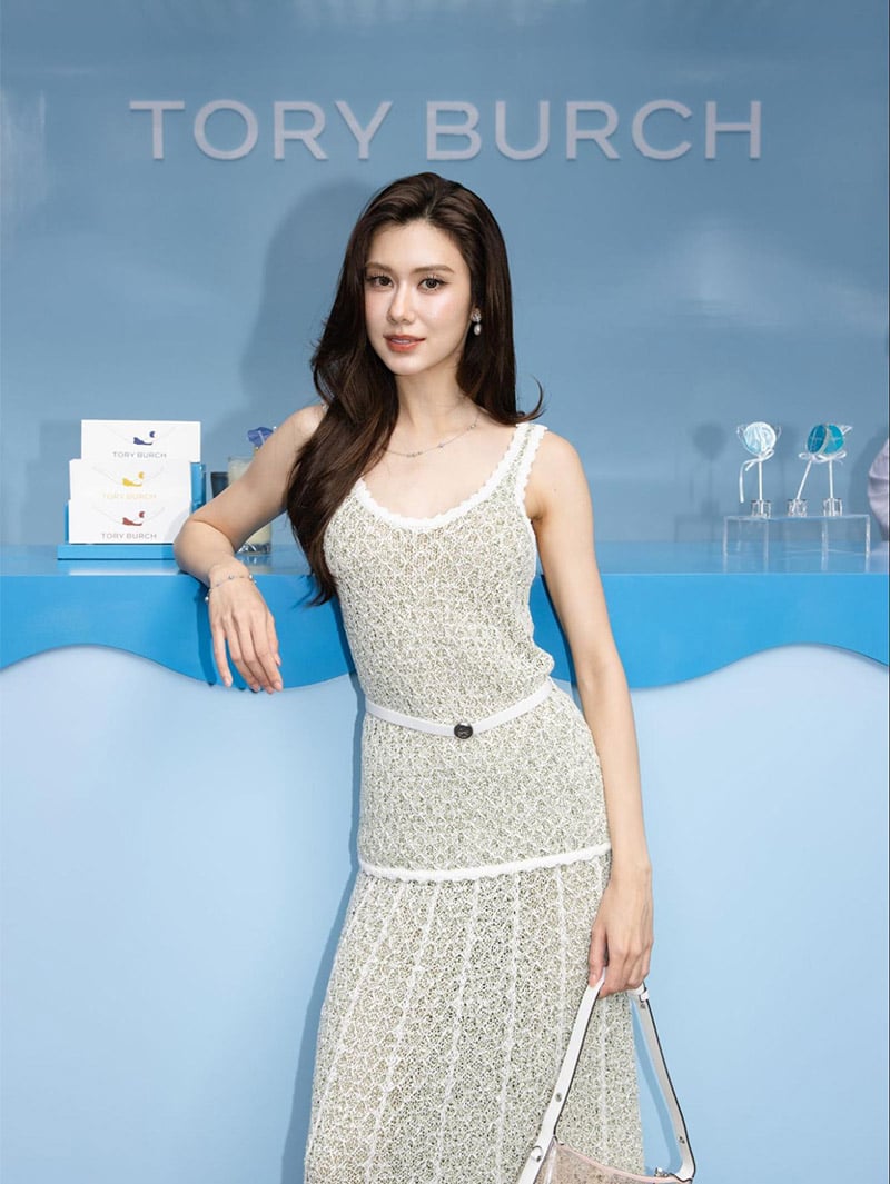 QUỲNH ANH SHYN, THẢO NHI LÊ VÀ “CÔ EM TRENDY” HỘI NGỘ TỐNG VŨ KỲ TRONG SỰ KIỆN “SPLASH CLUB” 17