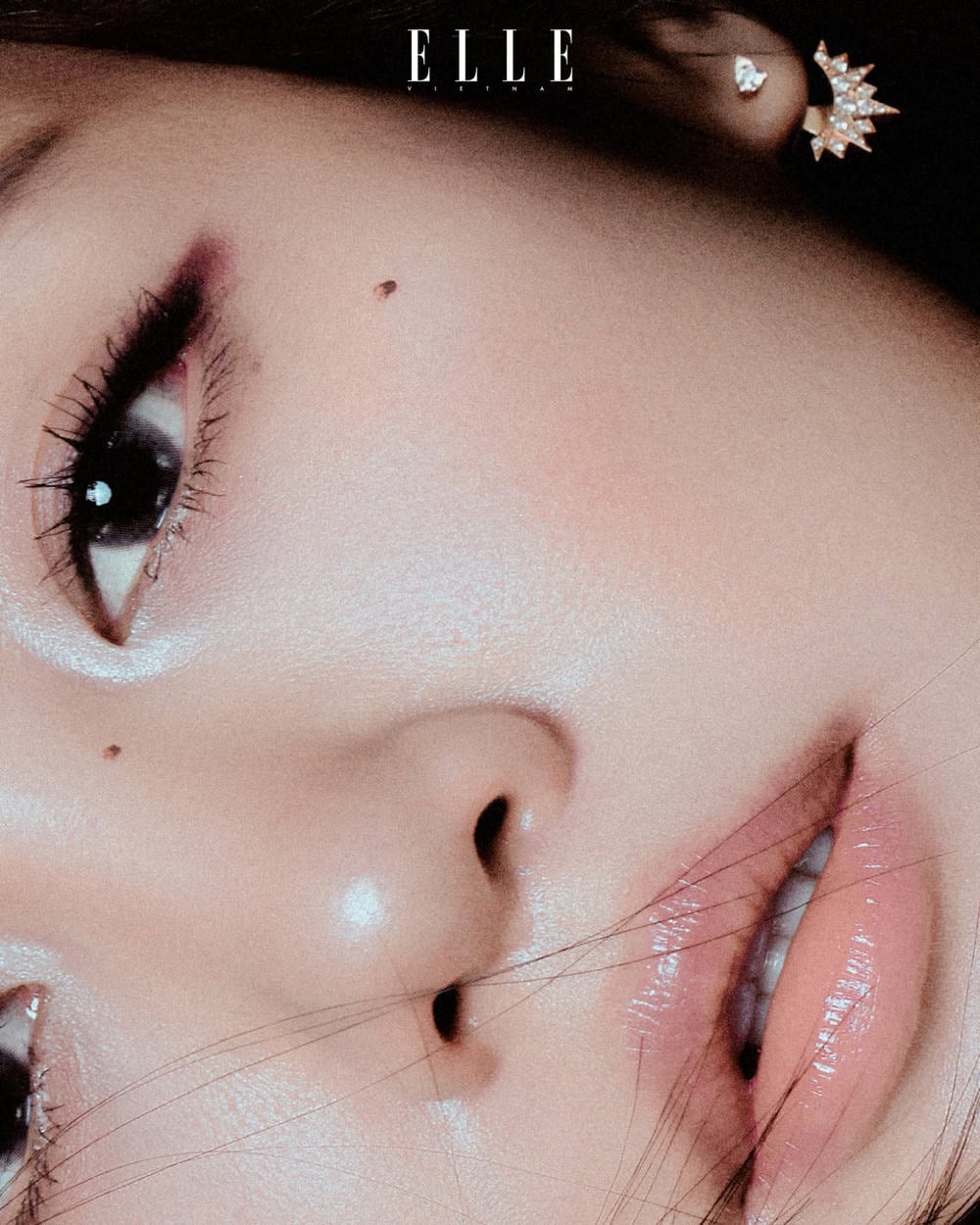 Văn Mai Hương, Châu Bùi “dát vàng” bằng Piaget trong lần đầu chụp bìa đôi 11