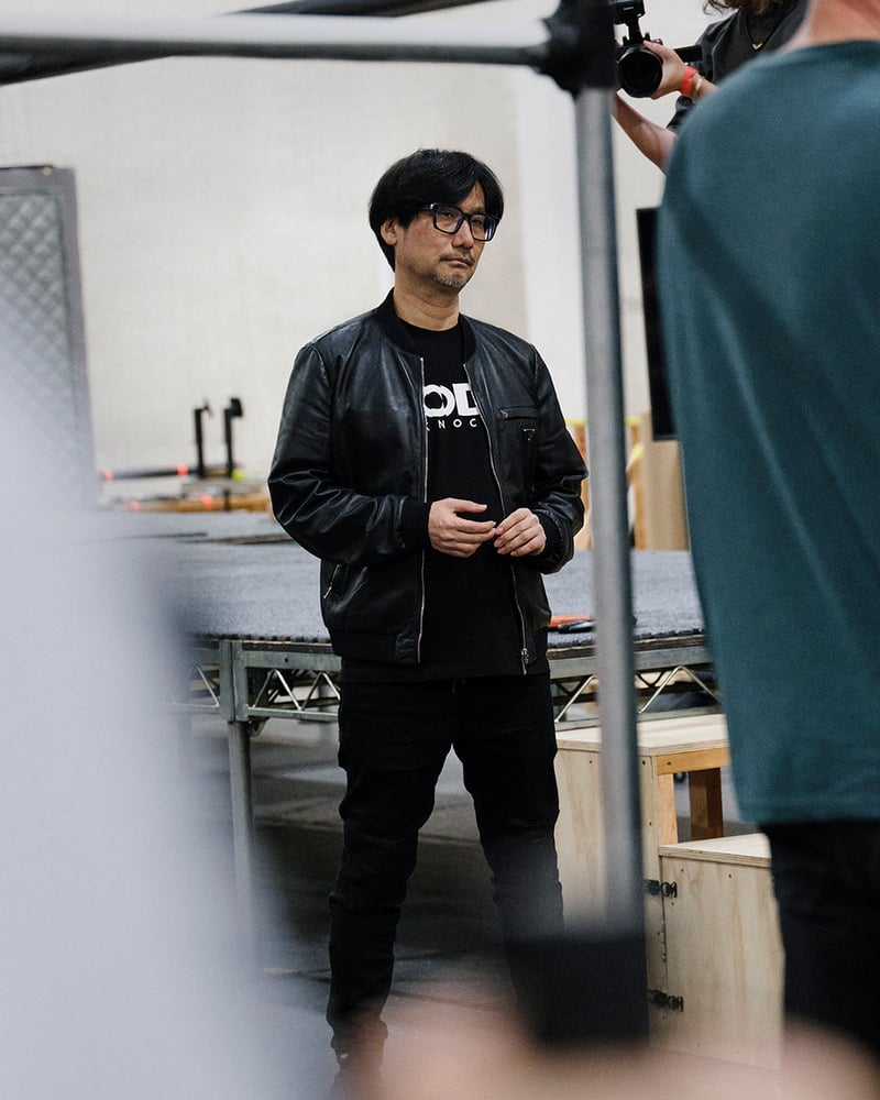 RIMOWA TÔN VINH HUYỀN THOẠI NGÀNH GAME HIDEO KOJIMA TRONG PHIM NGẮN MỚI NHẤT 9